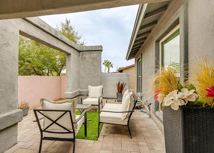 Close To Hiking! Snowbird Haven W/ Pool In *